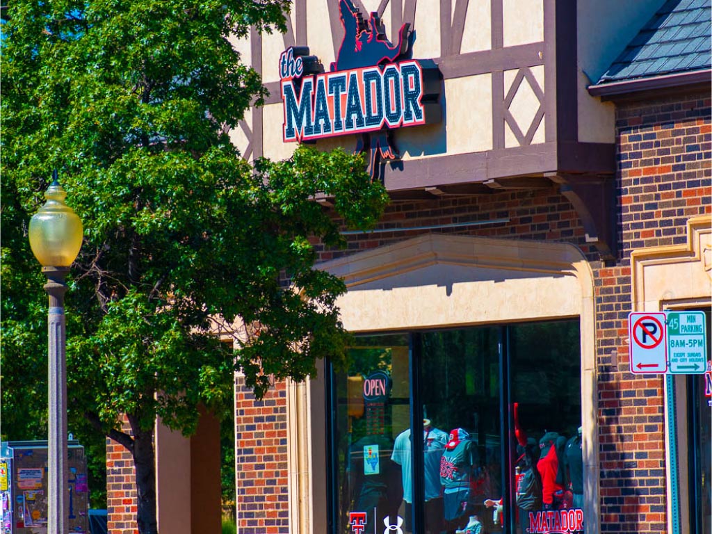 Lubbock Boutiques for Game Day photo of the matador storefront on university